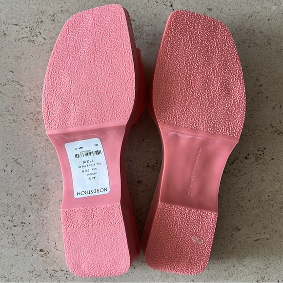 Veronica Beard pink slide sandals - Picture 10 of 14